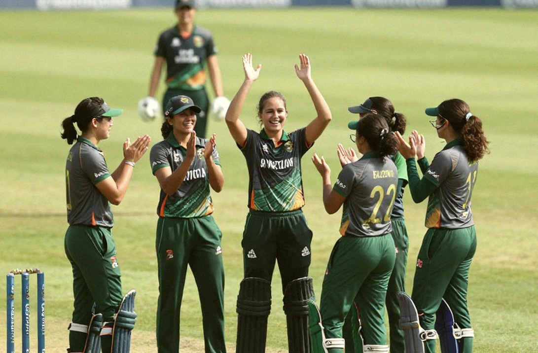 শূন্য জয়ের স্বাক্ষর: LPL-এর এক নম্বর বীজ Anyone’s Legend কীভাবে CKTG 2026-এ ভেঙে পড়ল
