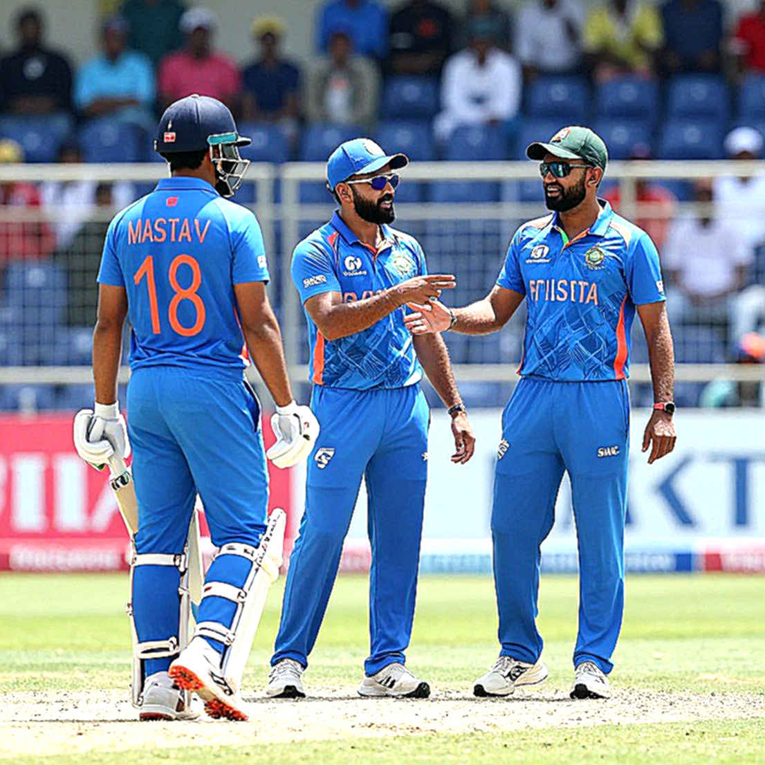নিলামের হাতুড়ি যেখানে থামে: আইপিএলের ট্রান্সফার বাজারে দাম ঠিক করে ফিজিওর রিপোর্ট, রান নয় নিলামের হাতুড়ি যেখানে থামে: আইপিএলের ট্রান্সফার বাজারে দাম ঠিক করে ফিজিওর রিপোর্ট, রান নয়