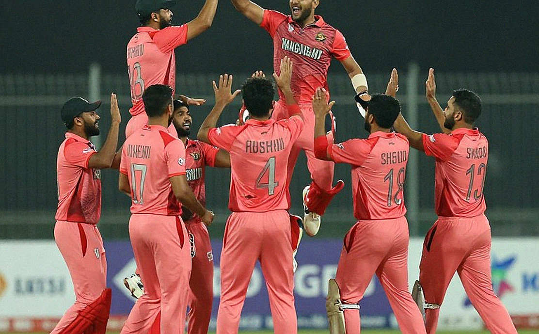 মিডল ওভারের খাতা: এশিয়া কাপের ফাইনাল শেষ দশ ওভারে কেন হারায় এশিয়ার দলগুলো