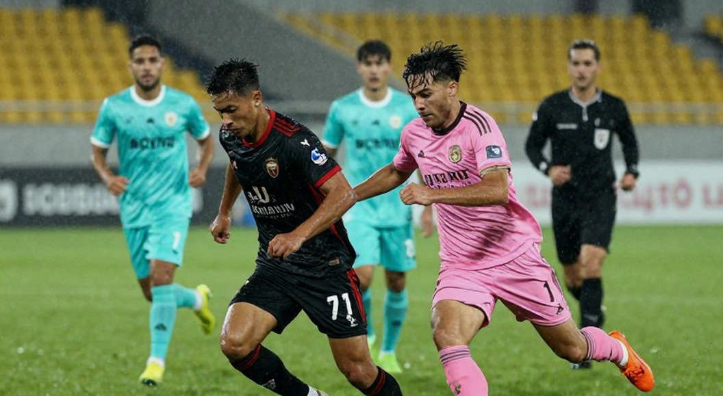 The Price of a Blank Cheque: Beşiktaş's Coach Hunt, the Vlahović Gamble and the Risk of a Single No. 9