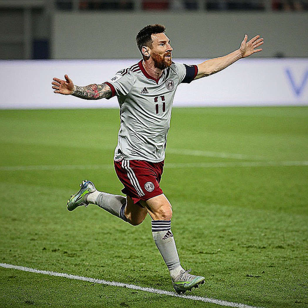 The Null Report and the Empty Ledger: Why Football Analysis Is Turning to Blockchain