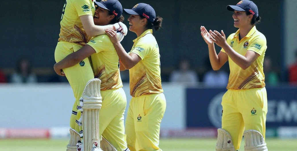শেষ তিন বল: বাংলাদেশের টুর্নামেন্ট-স্মৃতির ব্যাকরণ শেষ তিন বল: বাংলাদেশের টুর্নামেন্ট-স্মৃতির ব্যাকরণ