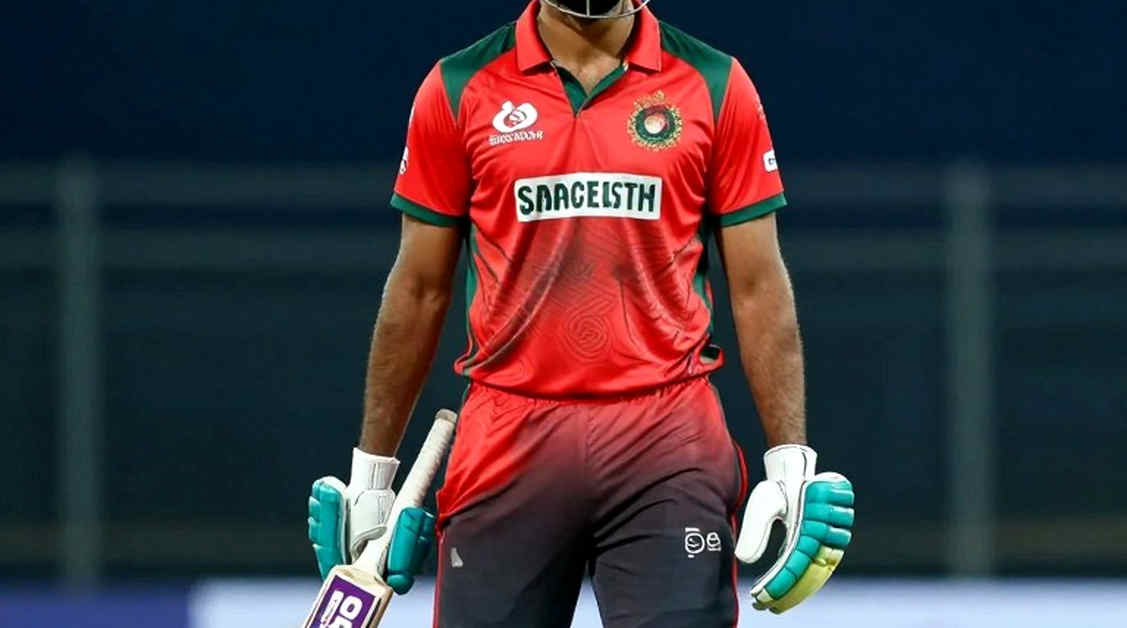 ১০৬ রানে গড়া স্থাপত্য: যে ওভারগুলো উইকেট বানিয়ে রেখেছিল