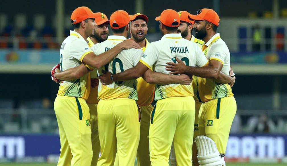 এশিয়ার বেঞ্চ গভীরতা: দলবদলের বাজারে বিক্রি হওয়া একটা মিথ