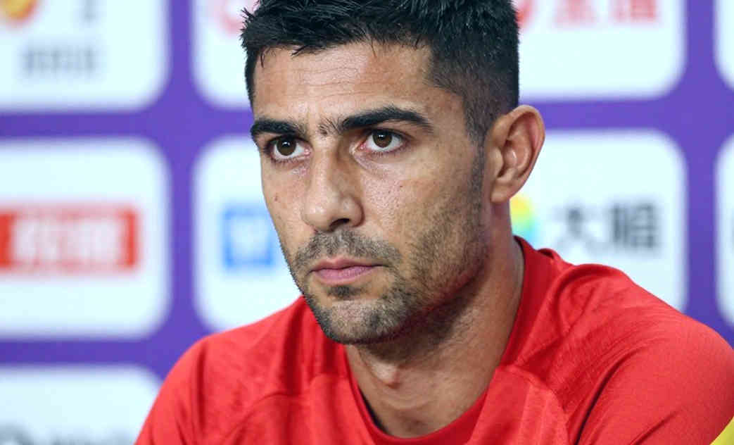 তিন লাখ অ্যাকাউন্ট আর একটি ভাঙা সিঁড়ি: ভ্যানগার্ড যেভাবে র‍্যাঙ্কড ল্যাডারের অর্থনীতি নতুন করে লিখছে
