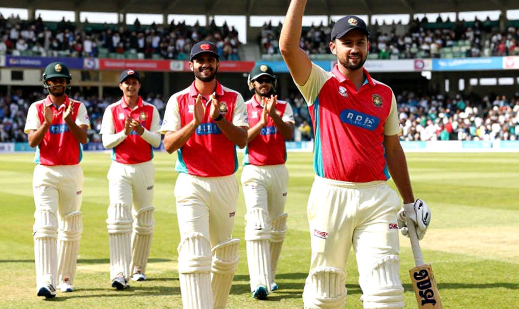 ২৭ কোটির হাতুড়ি আর তারপরের নীরবতা: ক্রিকেটের ট্রান্সফার বাজারে আসল দামটা কে ঠিক করে ২৭ কোটির হাতুড়ি আর তারপরের নীরবতা: ক্রিকেটের ট্রান্সফার বাজারে আসল দামটা কে ঠিক করে