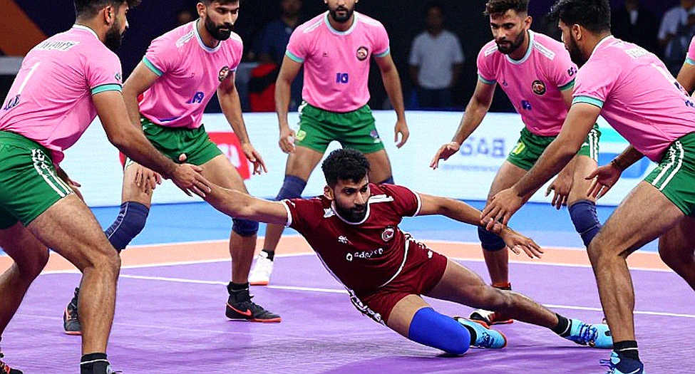 কাবাডির গ্রিডে ভারতের ৬৩-৩১: বাংলাদেশ ম্যাচের আগে বড় ব্যবধানে লুকানো আসল প্রশ্ন কাবাডির গ্রিডে ভারতের ৬৩-৩১: বাংলাদেশ ম্যাচের আগে বড় ব্যবধানে লুকানো আসল প্রশ্ন