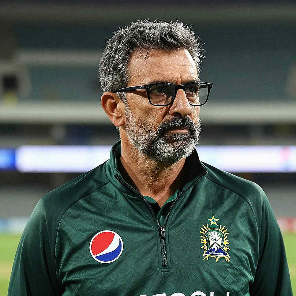 রিটেনশনের রাত, খালি গ্যালারি: এশিয়ার ক্রিকেট ক্যালেন্ডার ঢাকার ঘুম কেড়ে নিচ্ছে রিটেনশনের রাত, খালি গ্যালারি: এশিয়ার ক্রিকেট ক্যালেন্ডার ঢাকার ঘুম কেড়ে নিচ্ছে